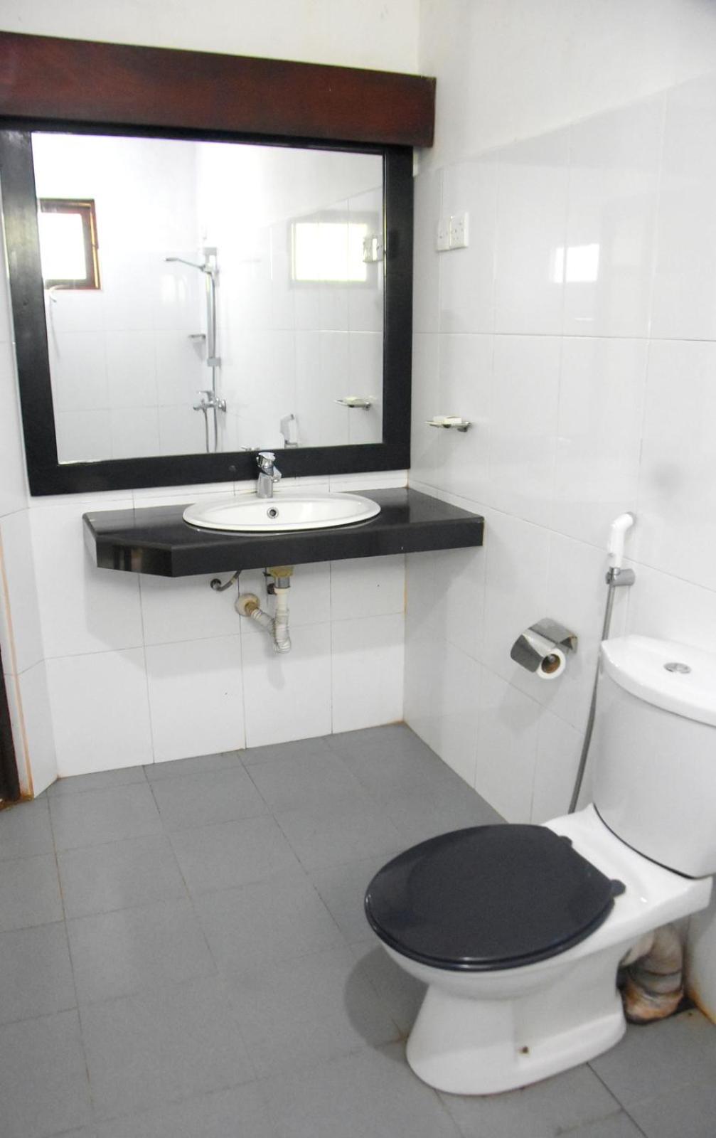 Aqua Pearl Bolgoda Lake Hotell Panadura Exteriör bild
